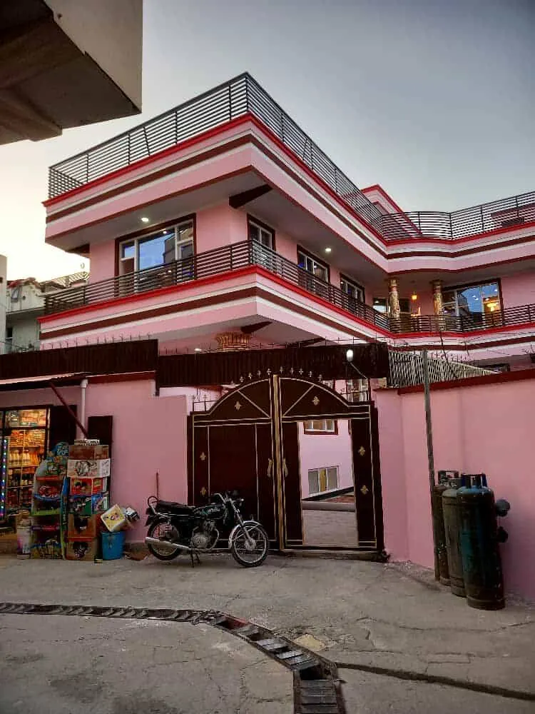 3.5-storey house with shop for sale, 6 rooms, 2 biswa, District 6, Kabul