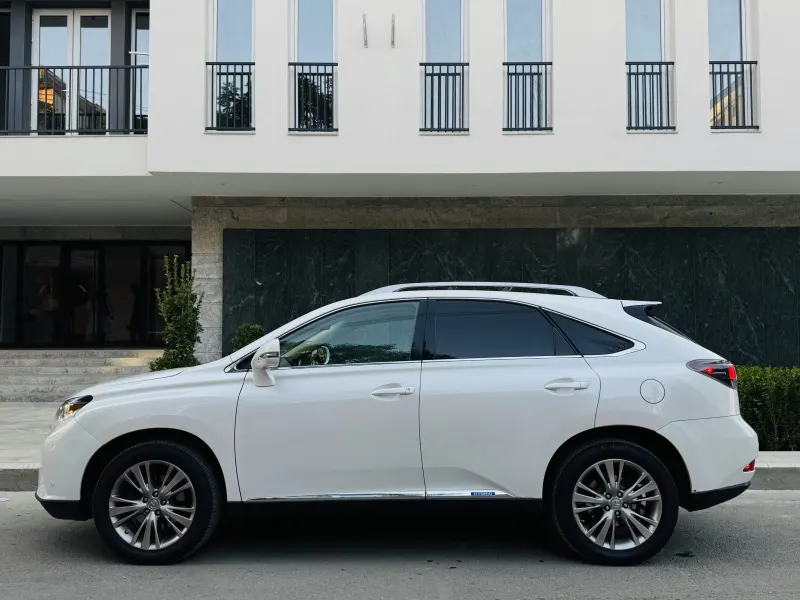 New car fo sell RX450H