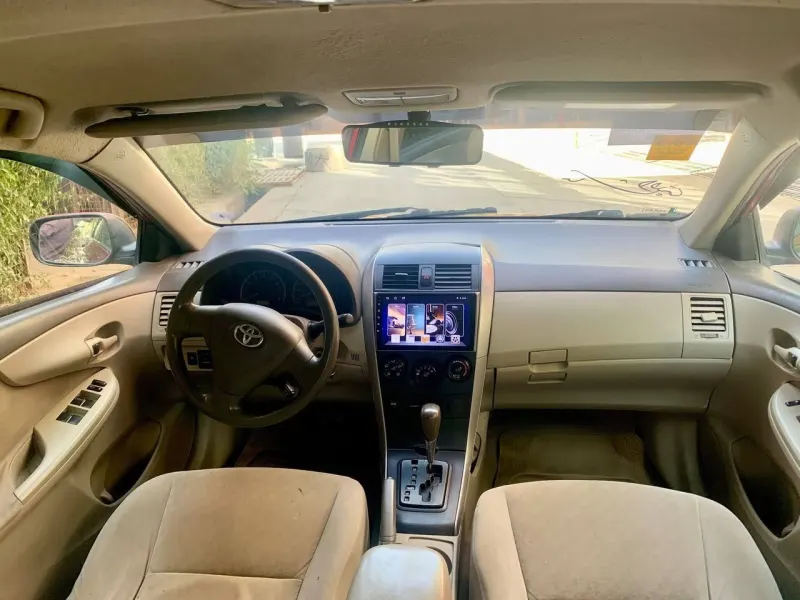 Toyota Corolla LE 2009