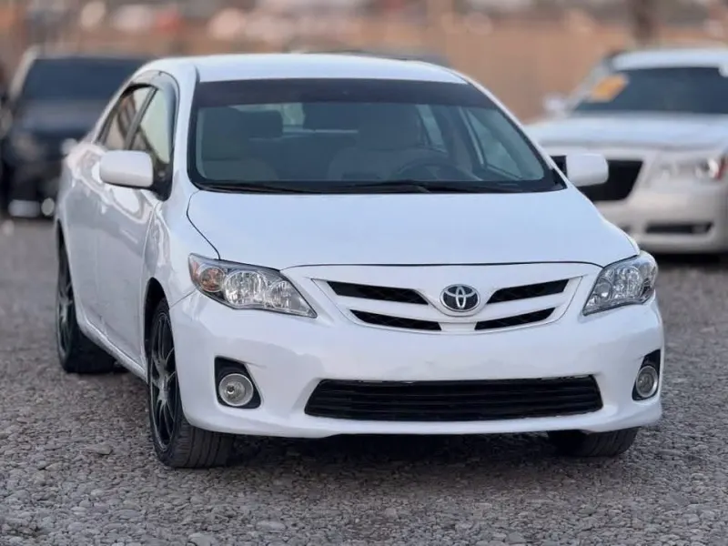 Toyota Corolla LE 2012